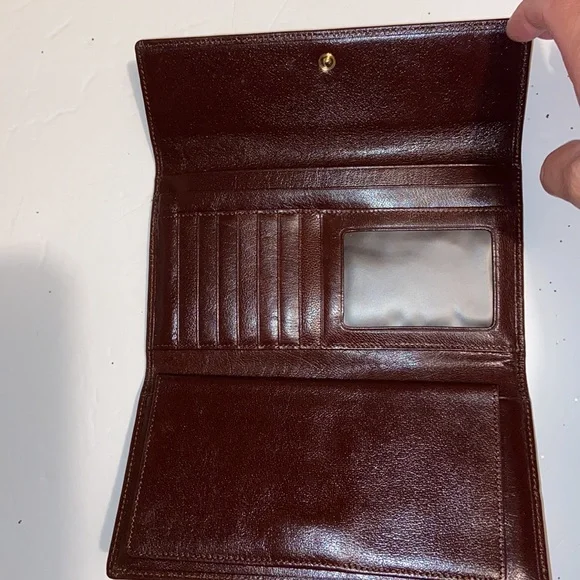Beautiful dark brown leather wallet. Trifold. No flaws. Never carried. - Picture 2 of 4